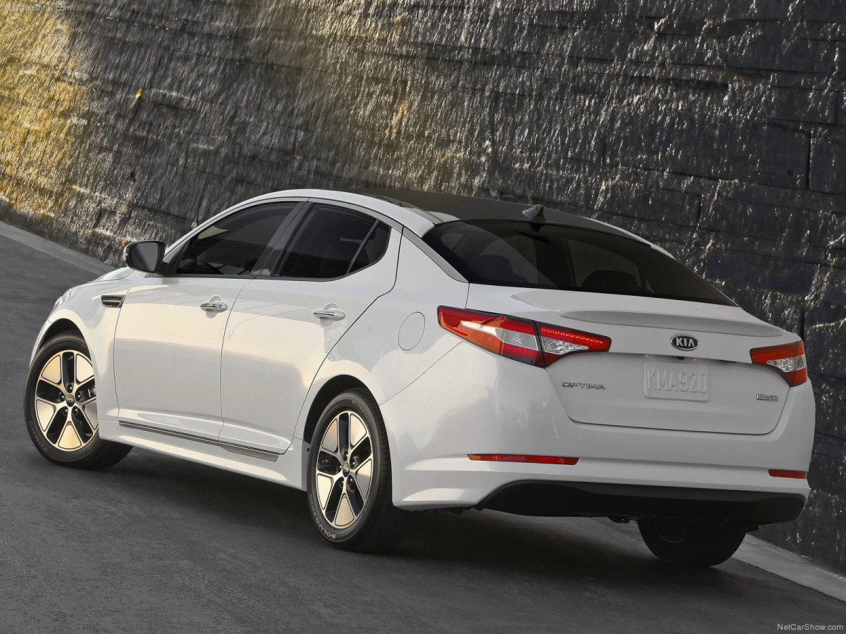 Kia Optima Hybrid фото 80001