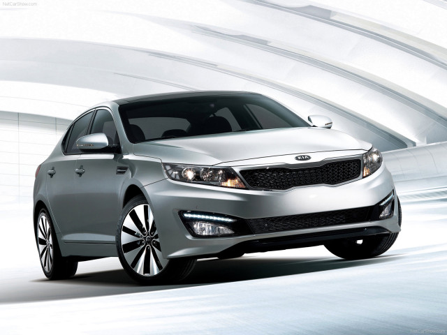 Kia Optima фото