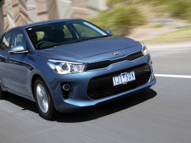 Kia Rio Hatchback фото