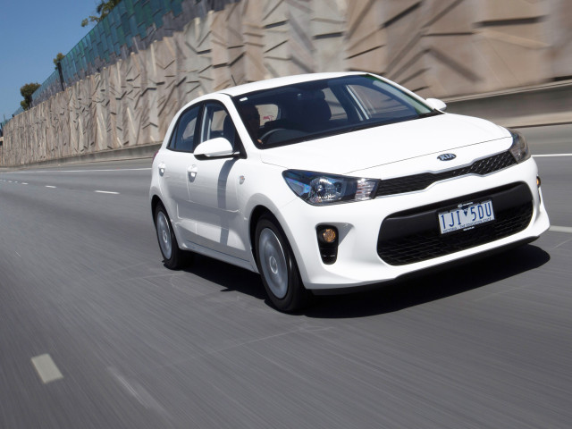 Kia Rio Hatchback фото