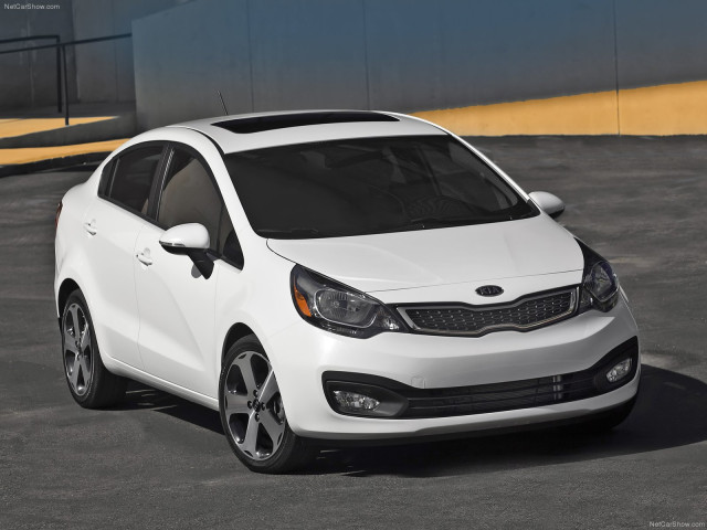 Kia Rio Sedan фото