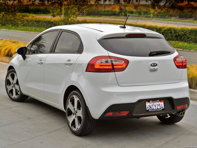 Kia Rio фото