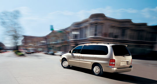 Kia Sedona фото 23640