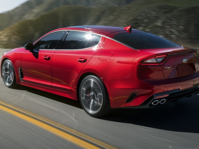 Kia Stinger GT фото