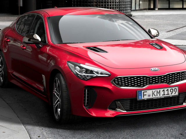 Kia Stinger GT фото