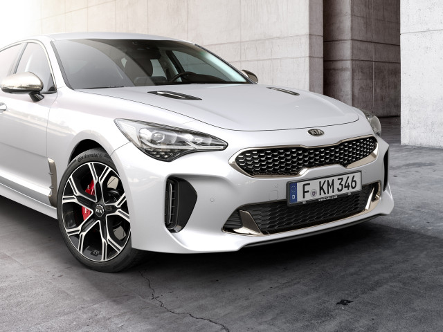 Kia Stinger GT фото