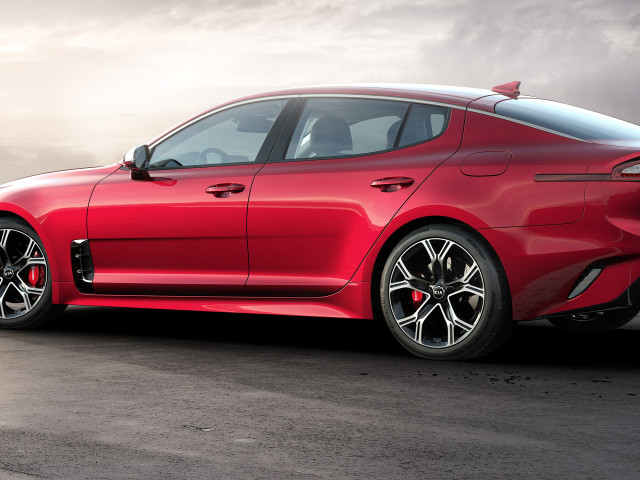 Kia Stinger GT фото