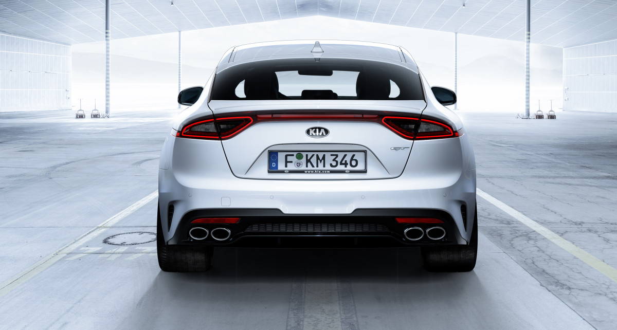 Kia Stinger GT фото 179416