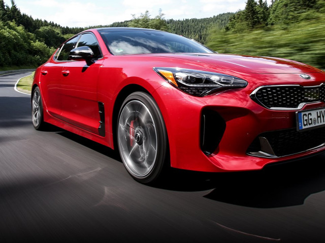 Kia Stinger фото