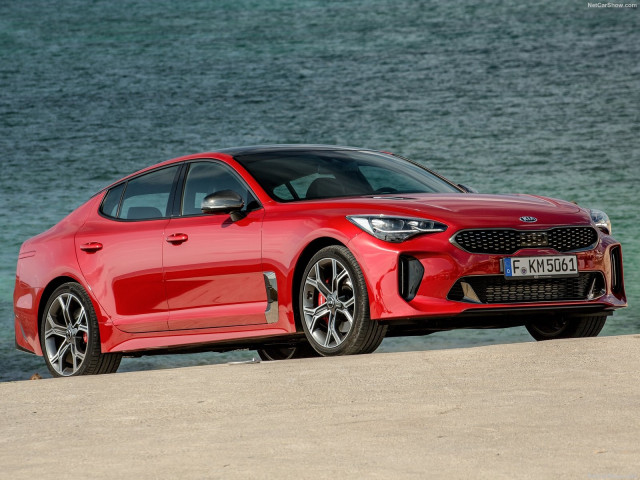 Kia Stinger фото