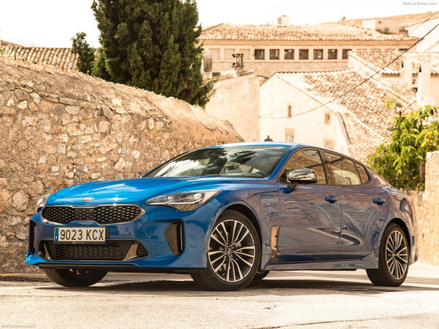 Kia Stinger фото