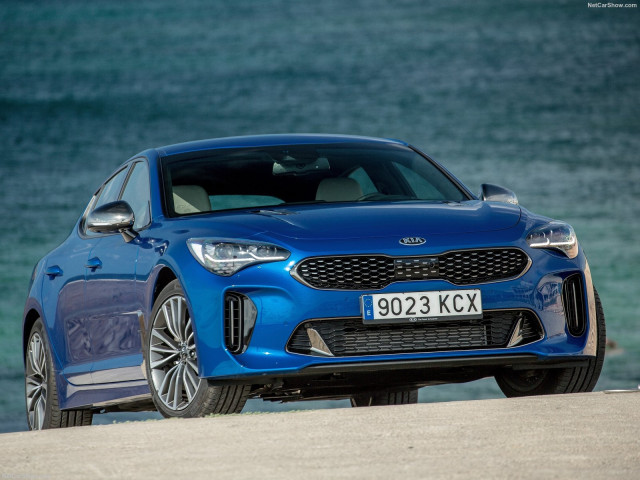 Kia Stinger фото