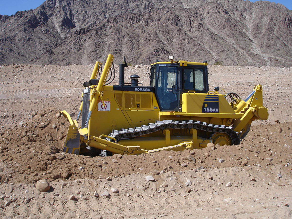 Komatsu D155AX фото 47179