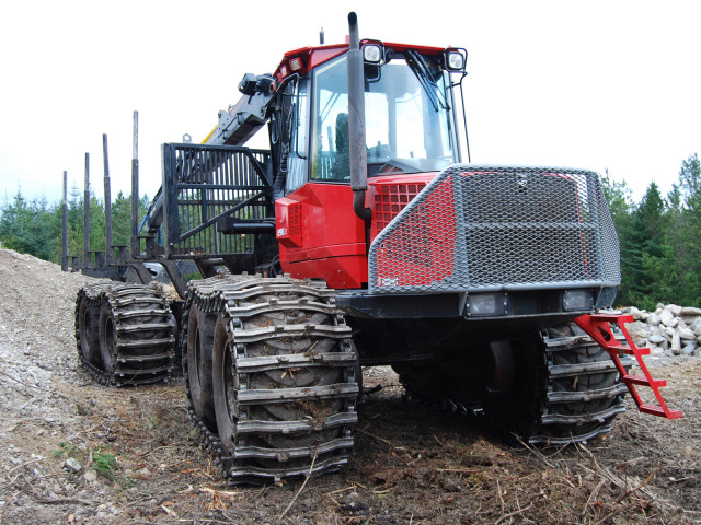 Komatsu Valmet 890.3 фото