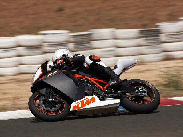 KTM 1190 RC8 R фото