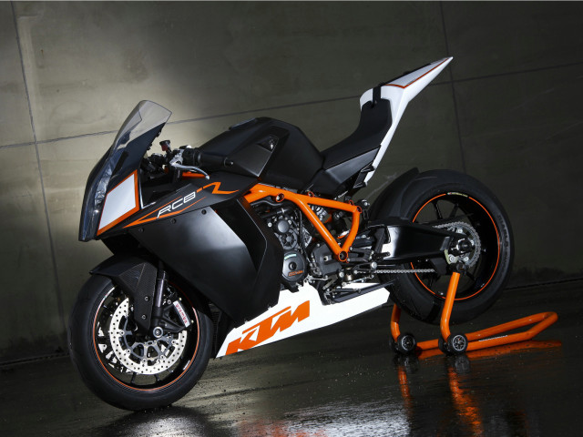 KTM 1190 RC8 R фото