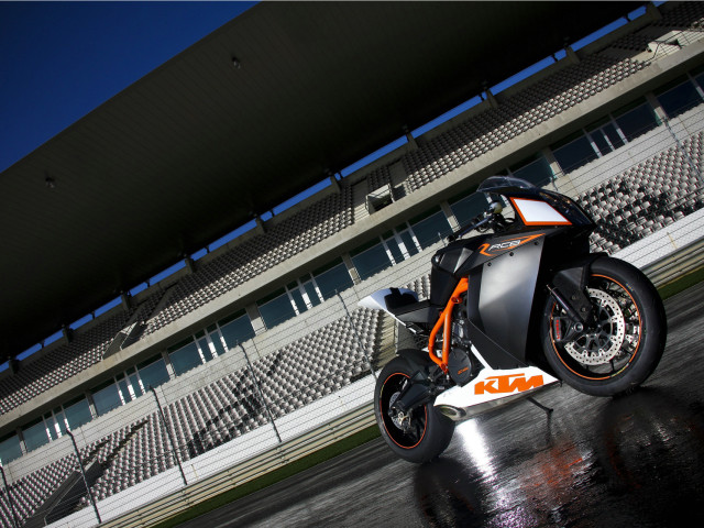 KTM 1190 RC8 R фото