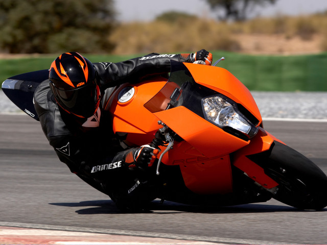 KTM 1190 RC8 фото