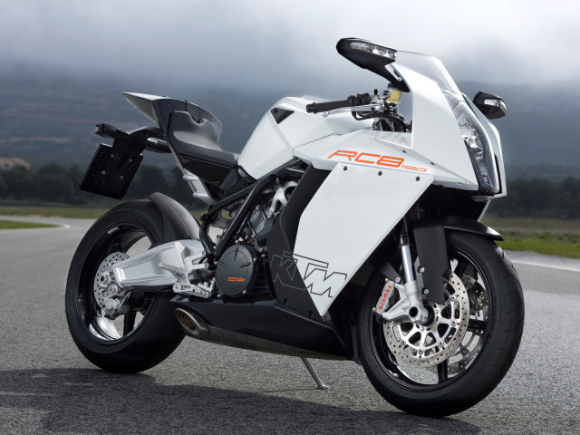 KTM 1190 RC8 фото