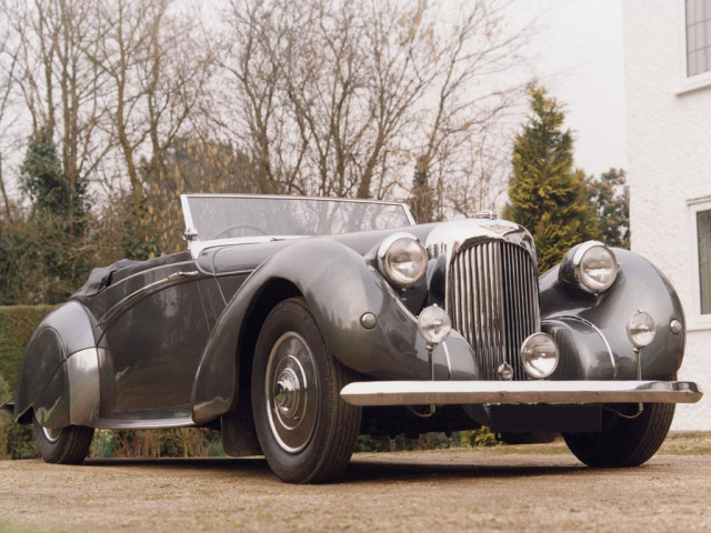 Lagonda V12 Rapide фото