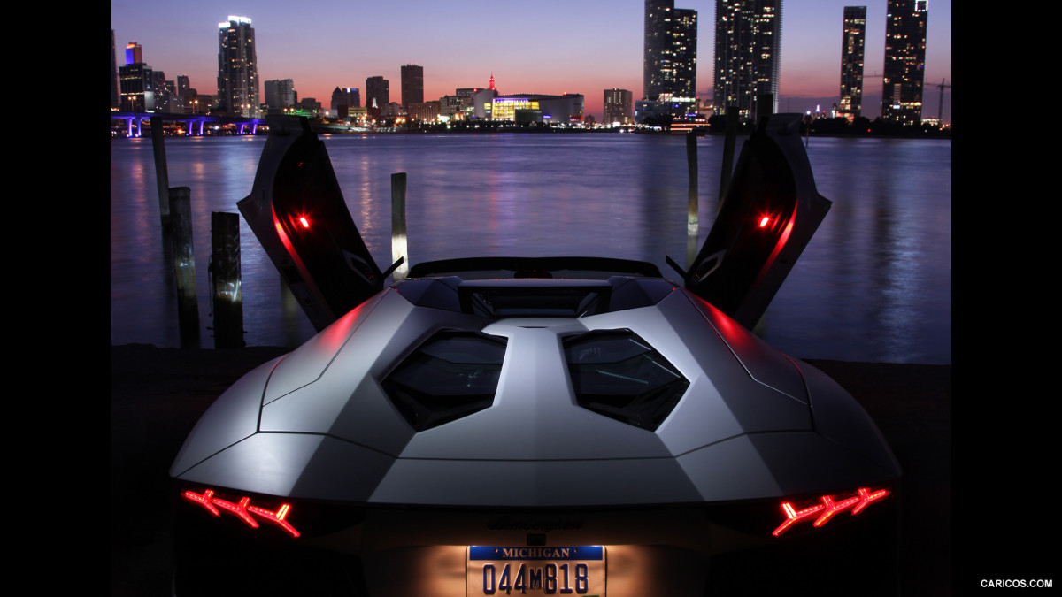 Lamborghini Aventador LP 700-4 Roadster фото 114196