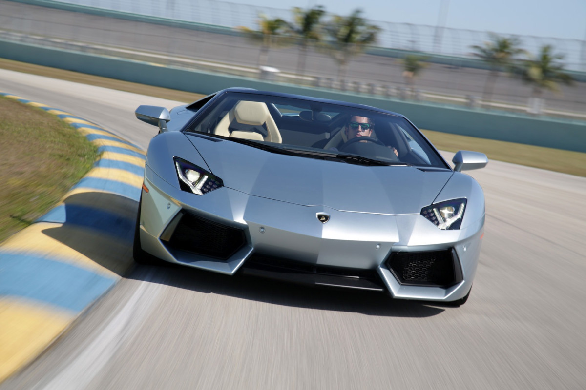 Lamborghini Aventador LP 700-4 Roadster фото 168295