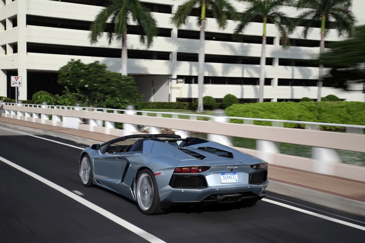 Lamborghini Aventador LP 700-4 Roadster фото 168315