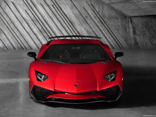 Lamborghini Aventador LP750-4 SV фото