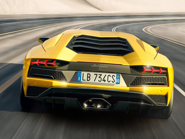 Lamborghini Aventador S фото