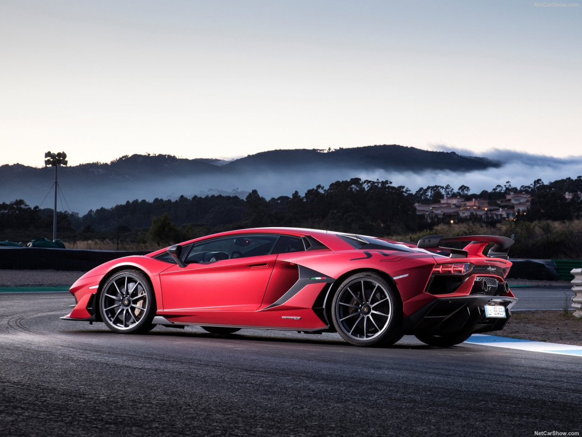 Lamborghini Aventador фото 198419