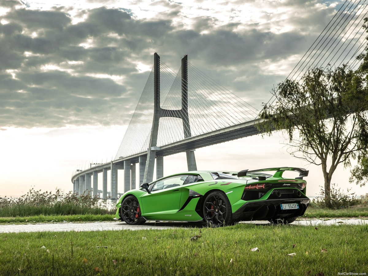 Lamborghini Aventador фото 198428