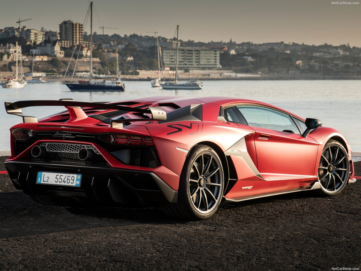 Lamborghini Aventador фото 198431