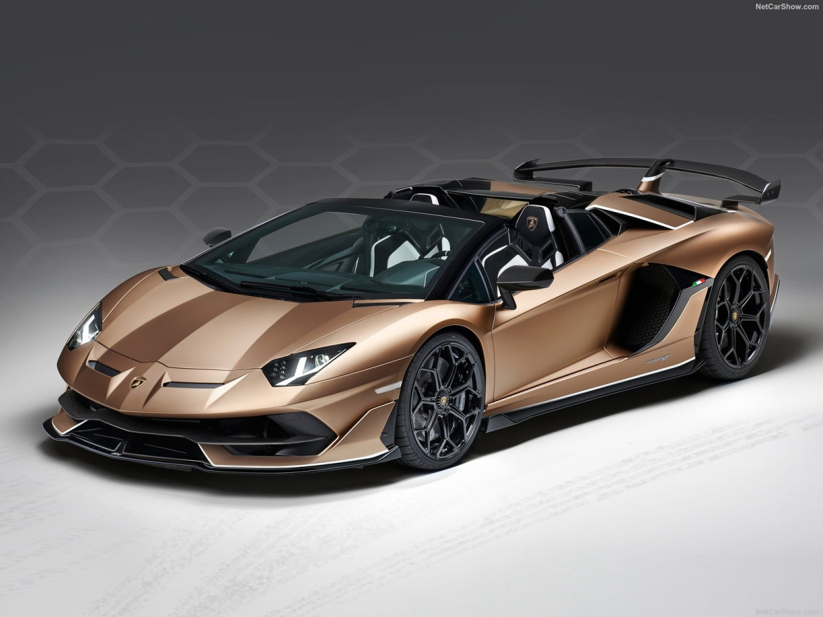 Lamborghini Aventador фото 201027