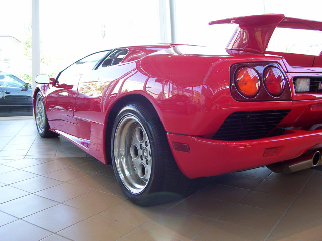 Lamborghini Diablo Roadster фото