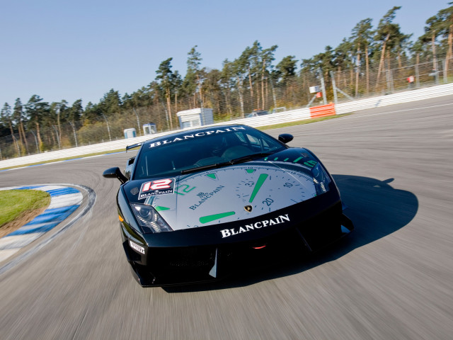 Lamborghini Gallardo LP560-4 Super Trofeo фото