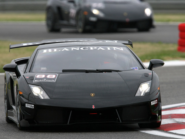 Lamborghini Gallardo LP560-4 Super Trofeo фото