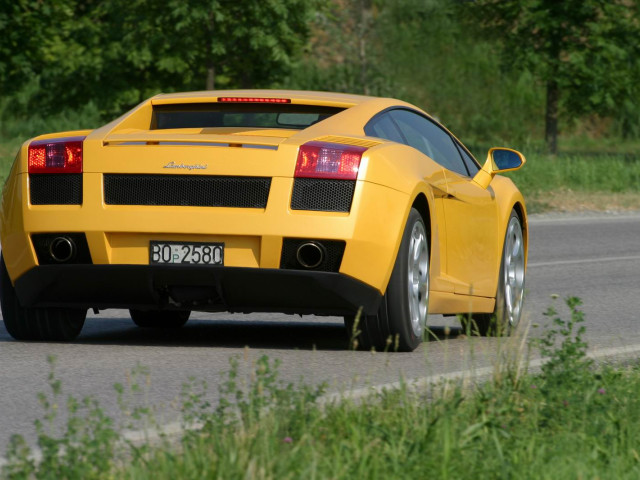 Lamborghini Gallardo фото