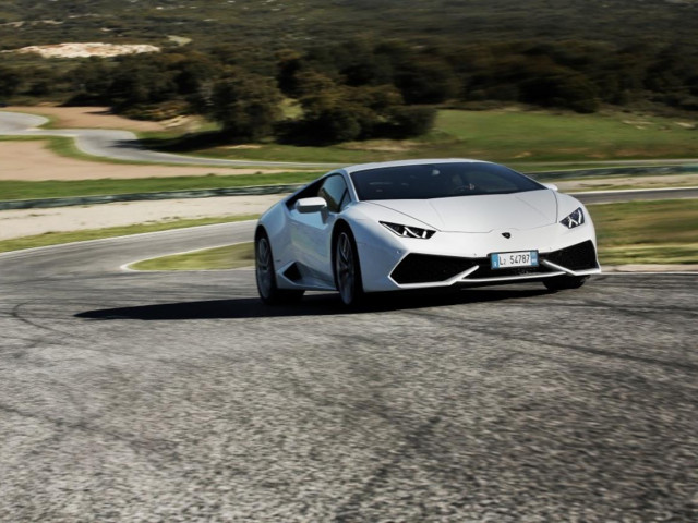 Lamborghini Huracan фото