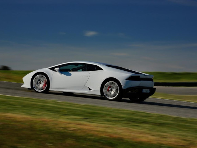 Lamborghini Huracan фото