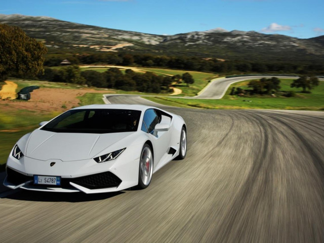 Lamborghini Huracan фото