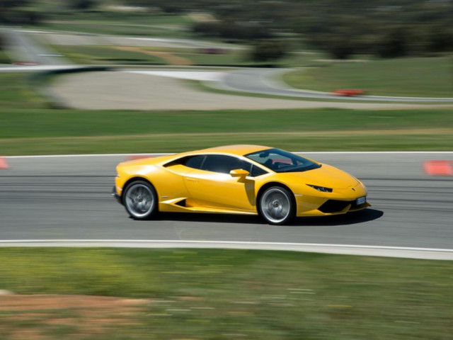 Lamborghini Huracan фото