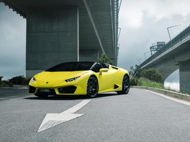 Lamborghini Huracan фото