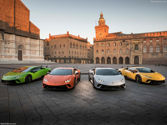 Lamborghini Huracan фото