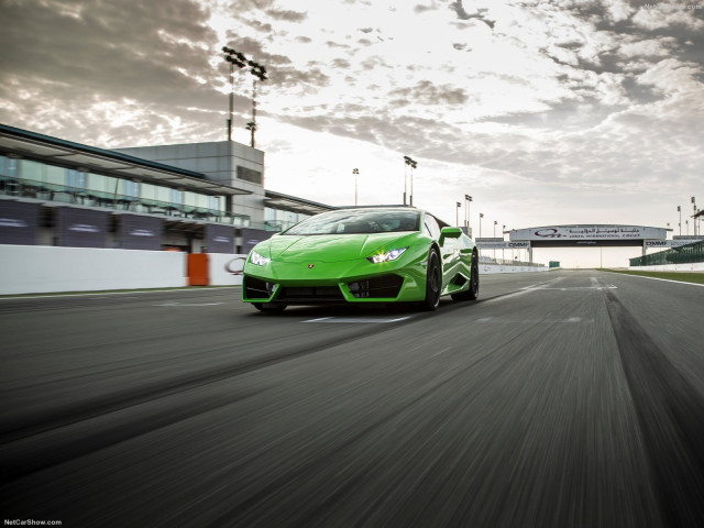 Lamborghini Huracan фото