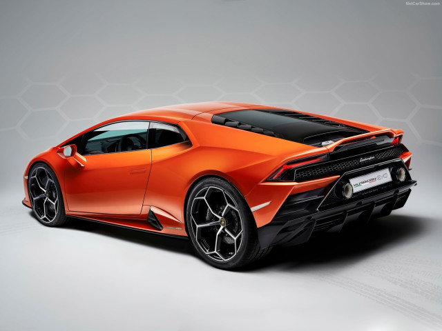 Lamborghini Huracan фото