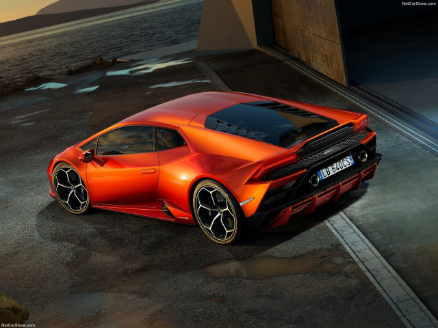 Lamborghini Huracan фото