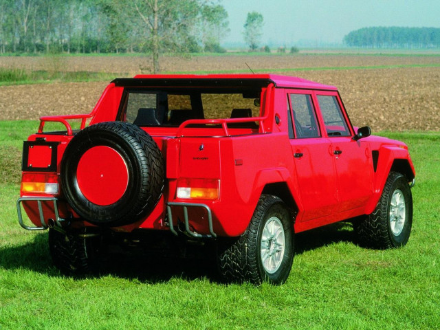 Lamborghini LM фото