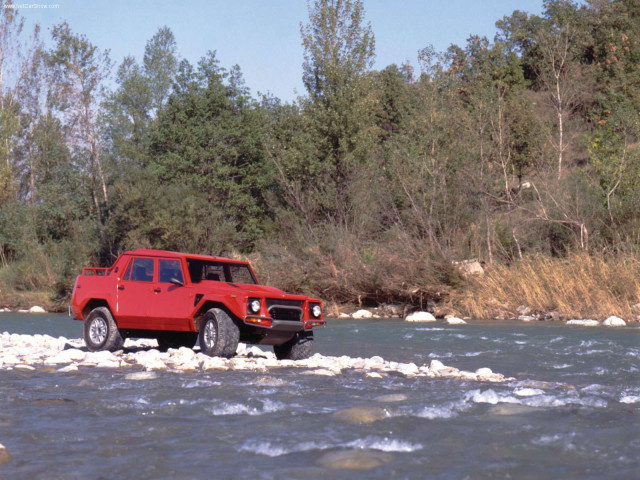 Lamborghini LM фото