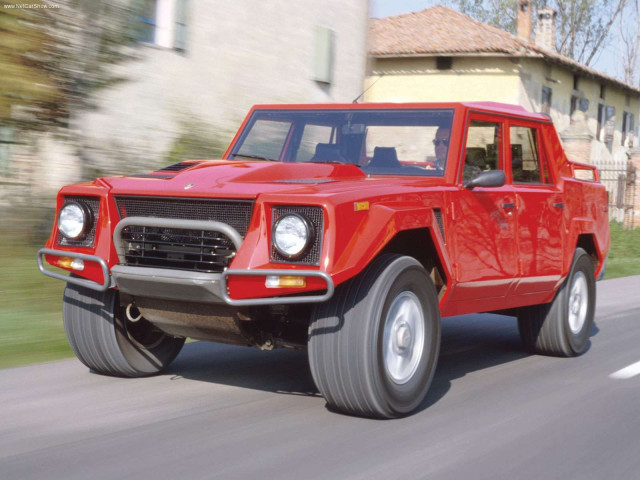 Lamborghini LM фото