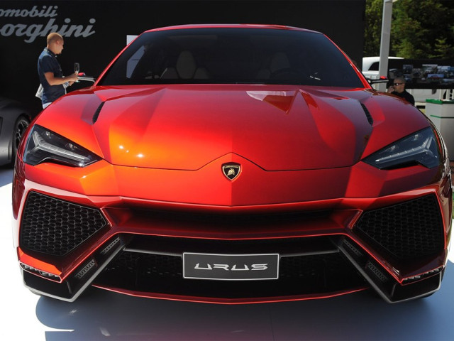 Lamborghini Urus фото